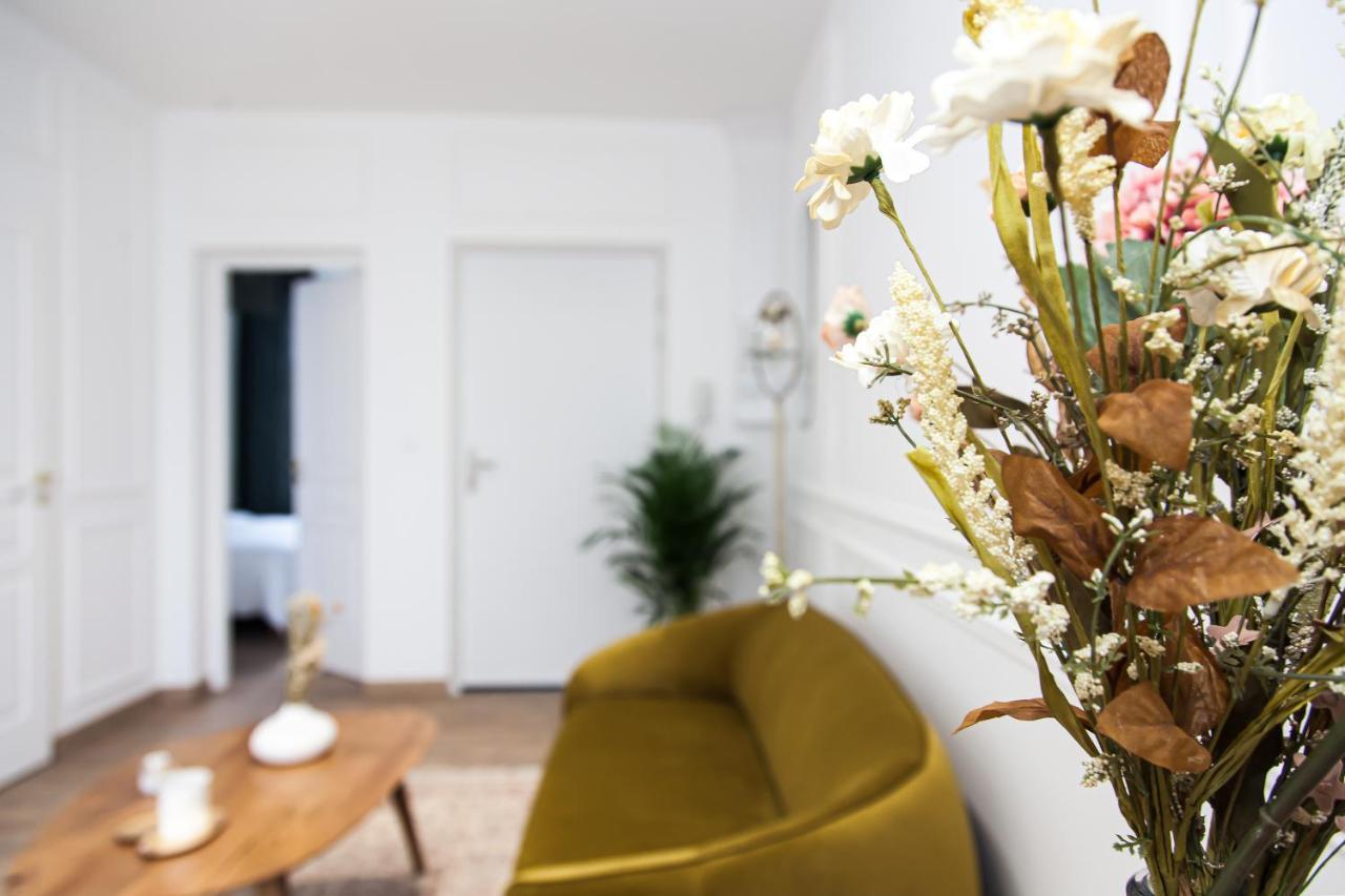 Le Contemporain 40 Apartment Chateauroux Bagian luar foto